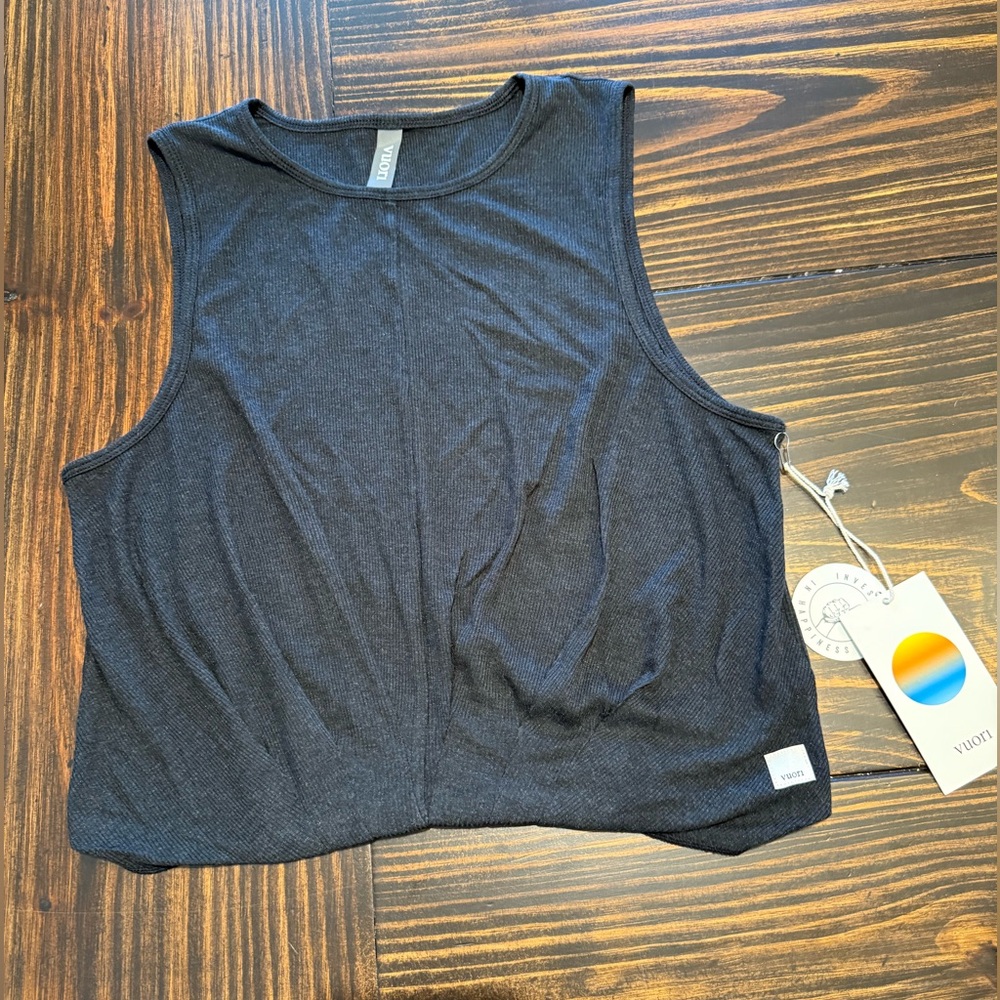 Vuori Cove High Neck Tank in Black Heather